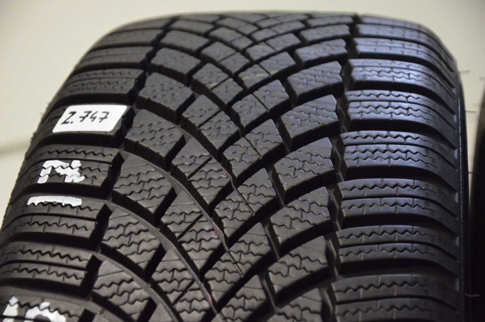 ROK 2023, 205/55 R17 Bridgestone Blizzak LM005 Para nr z747
