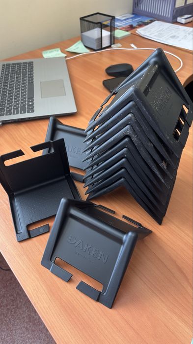 Кутники для кріплення вантажу