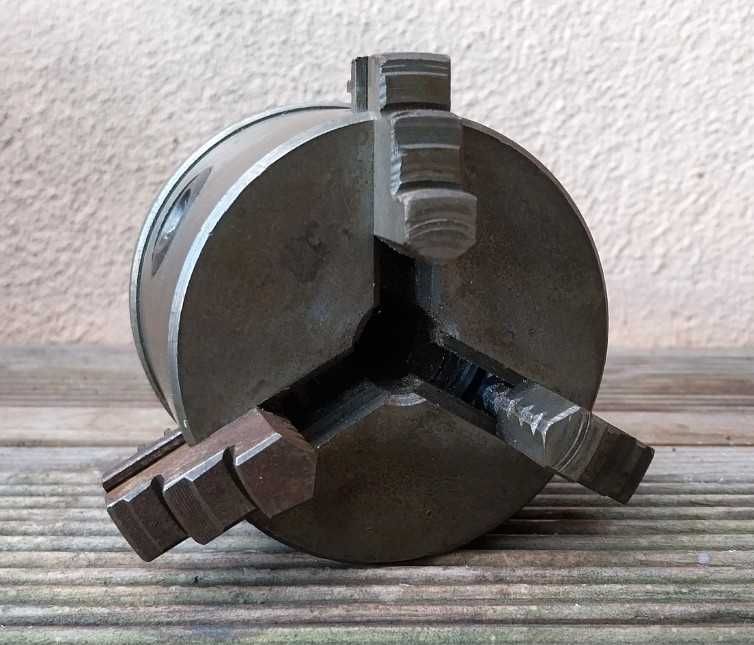 Pinça de torno com 80mm e 3 garras