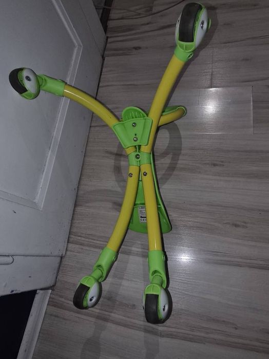 Jeździk pchacz  dla dziecka