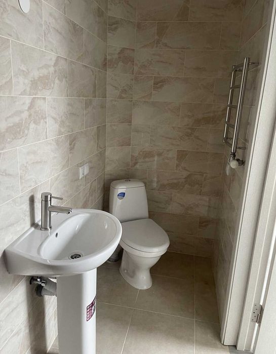 Здається комерційне приміщення на вул. Замостянська