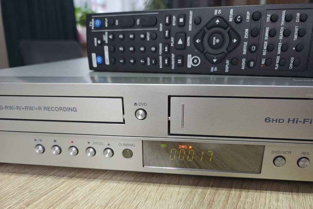 Targa DRV-5200x #Nagrywarka DVD VHS #6HD #HDMI #Hi-Fi Stereo #DivX #DV #Przegrywanie VHS na DVD