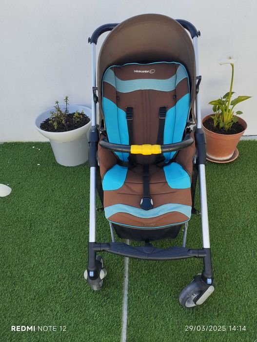Carrinho bebé em bom estado