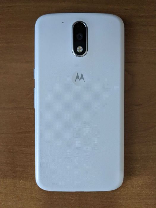 Смартфон Motorola Moto G4