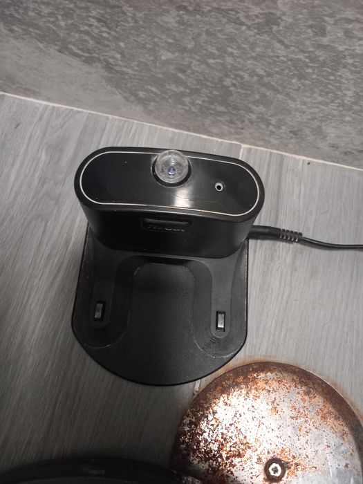 IRobot Romba s/carregador funcional
