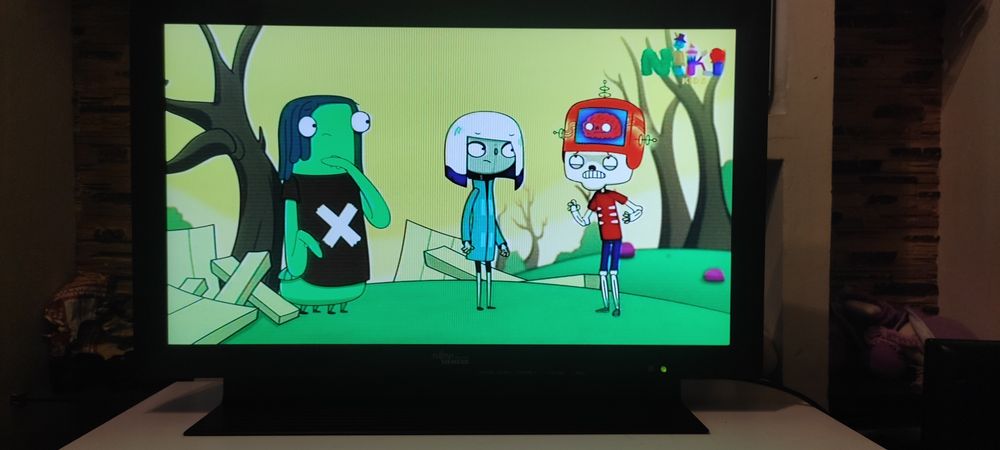 Телевізор сіменс 32 дюйми LCD