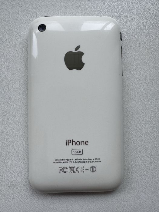 iPhone 3GS 16gb  white