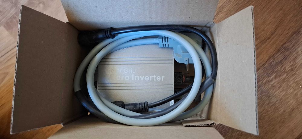 Балконний мережевий мікроінвертор для сонячної панелі на 19..24 Вольт