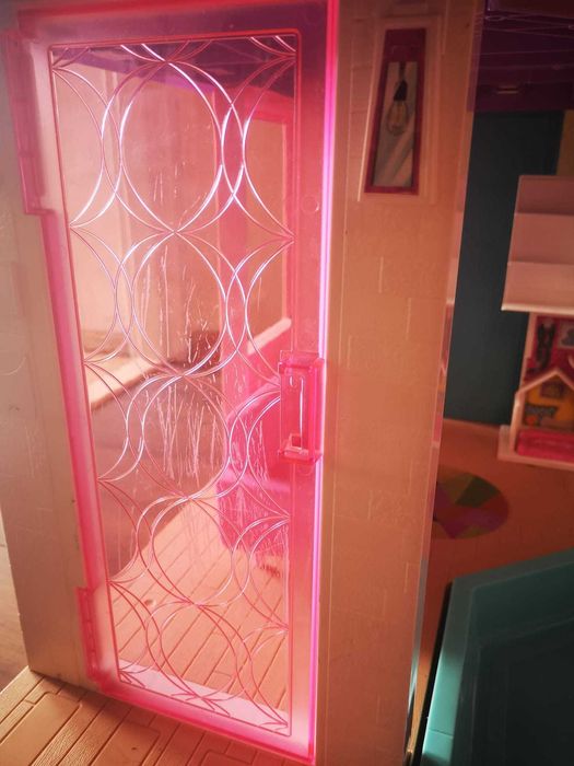 domek dla lalek Barbie DreamHouse Deluxe plus samochód