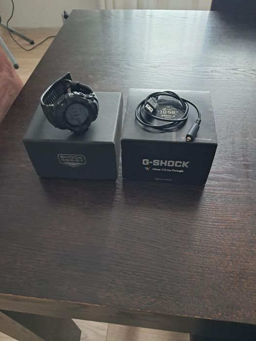 G Shock CASIO smartwatch