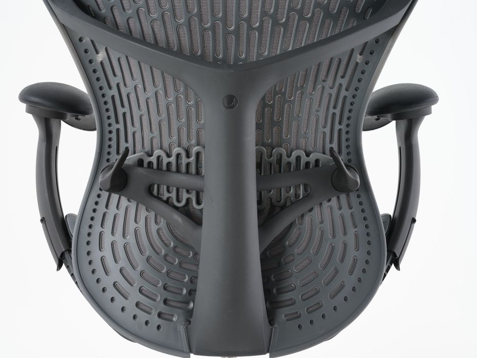 Cadeira Herman Miller modelo Mirra 2 full options