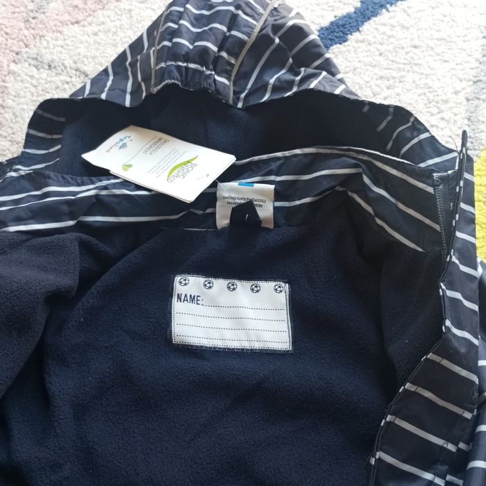 Kurtka wiatrówka, przeciwdeszczowa, w środku-flis, r. 110