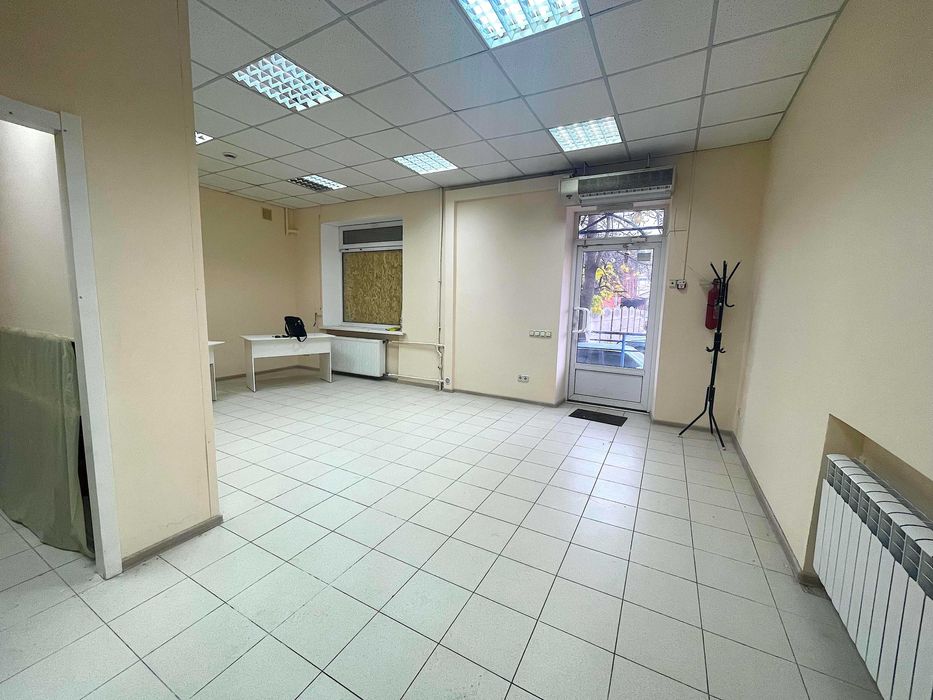 Продам офіс 54м2, нежітловий фонд, окремий вхід