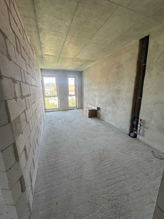 Продаж 2 кімнатна 55 мкв Львів Винники 7 секція 3 поверх