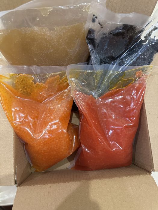 Икра красная и черная