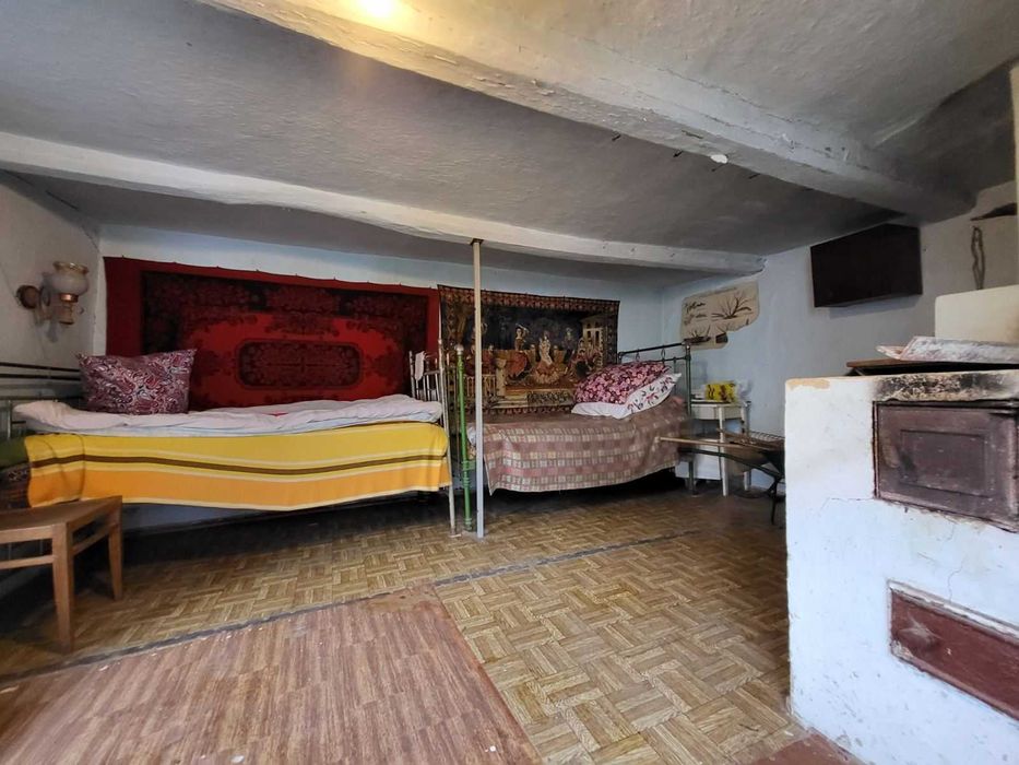 Продаж чистої та охайної частини будинку