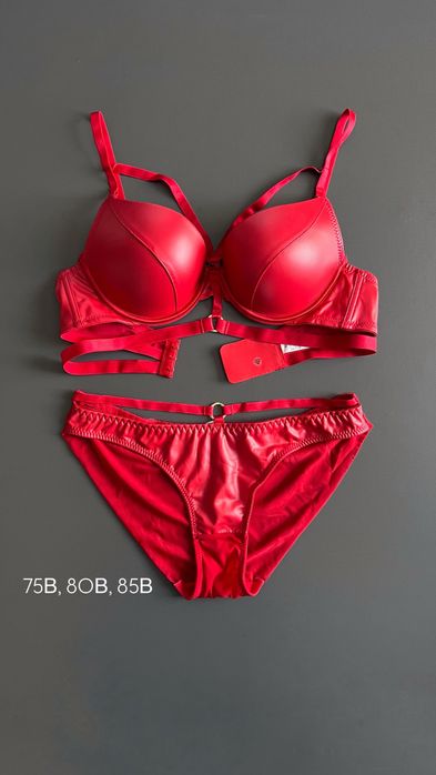 НОВІ комплекти білизни