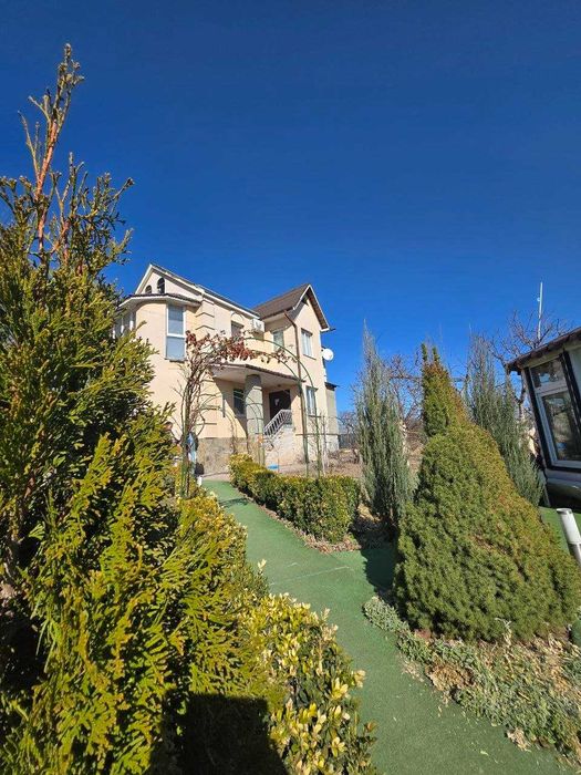 Продається чудовий будинок в Данилівці