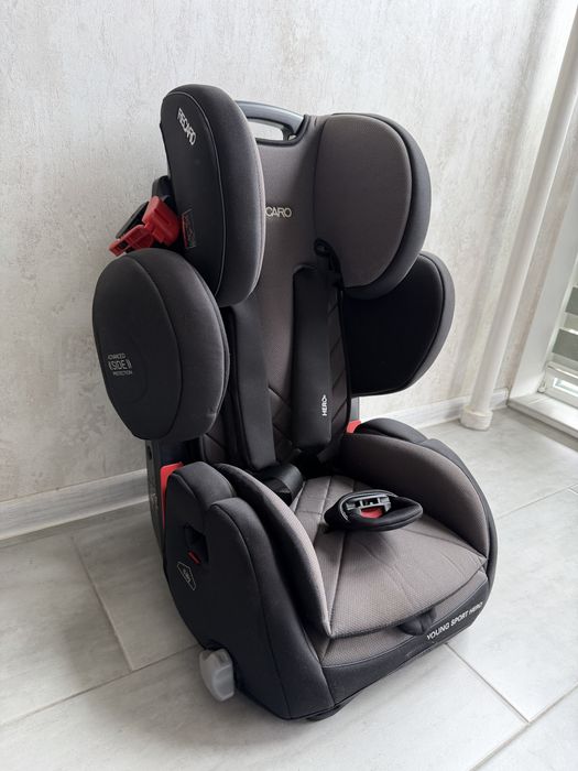 Автокрісло  RECARO
