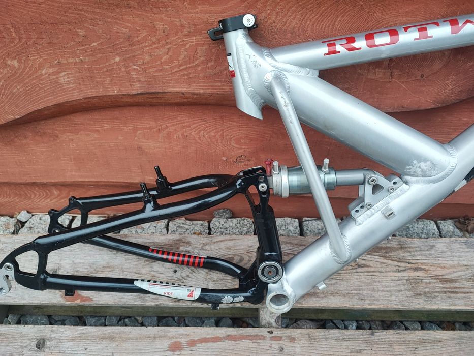 Rama rowerowa full Rotwild Rider 1 alu 26" Rock Shox Sid Retro MTB