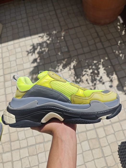 Balenciaga Triple S Neon