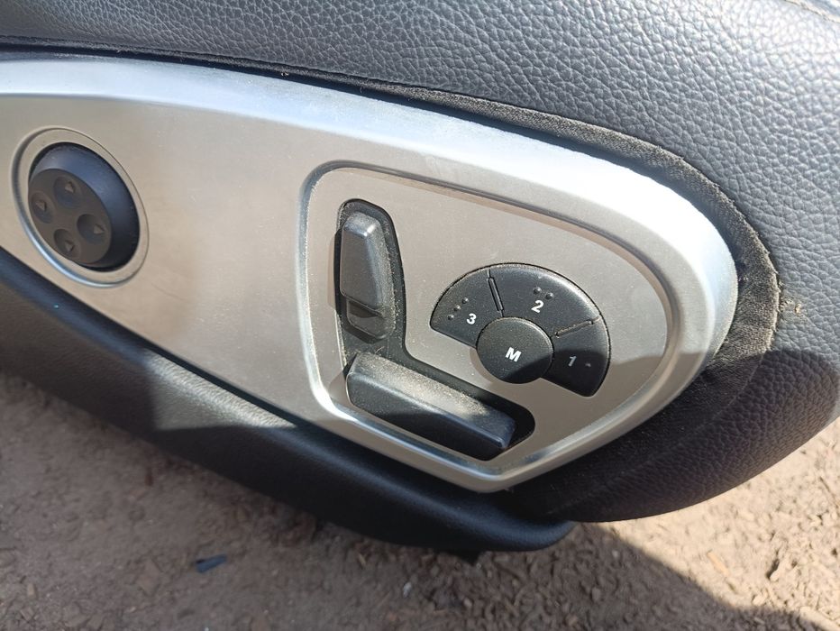 Салон Сидіння Mersedes ML W164