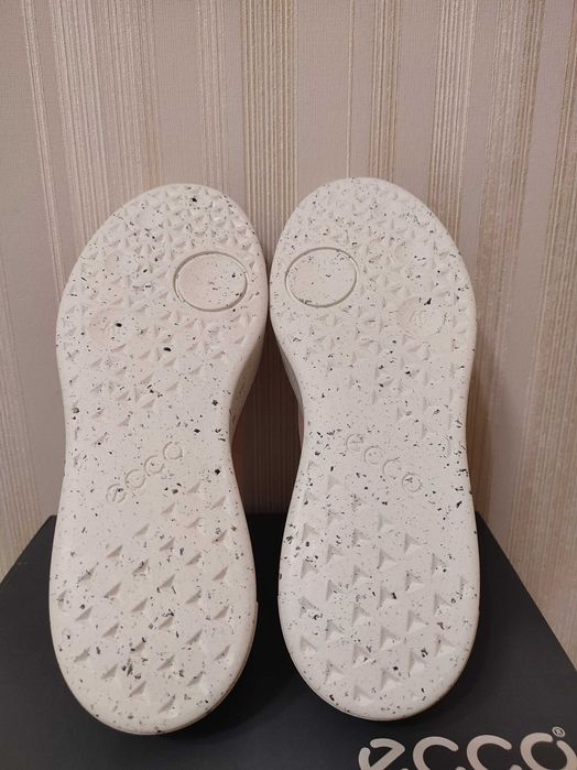 Кросівки кеди туфлі ECCO STREET TRAY оригінал шкіра замш розмір 40