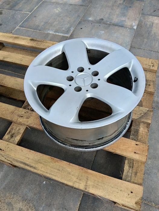 Mercedes W 211 ,W 212 felga aluminiowa 17 cali