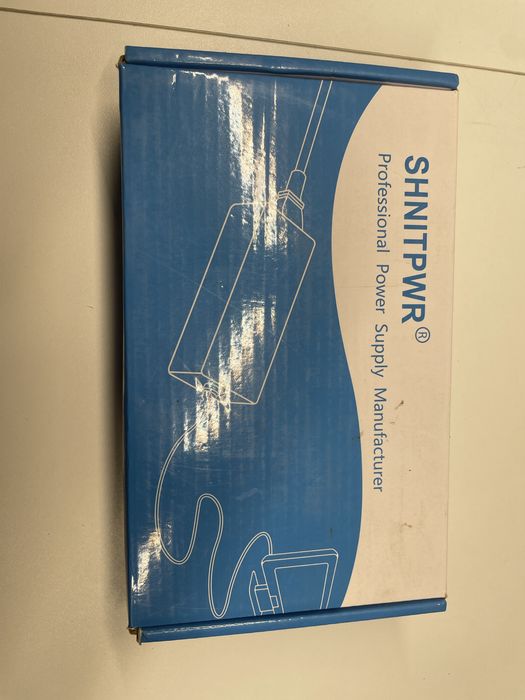 Zasilacz adapter 110-240V