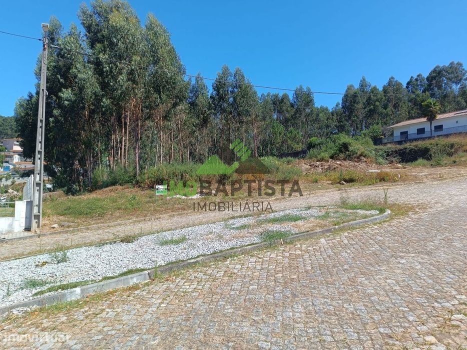 Terreno p/construção em Romariz (1235 m2)
