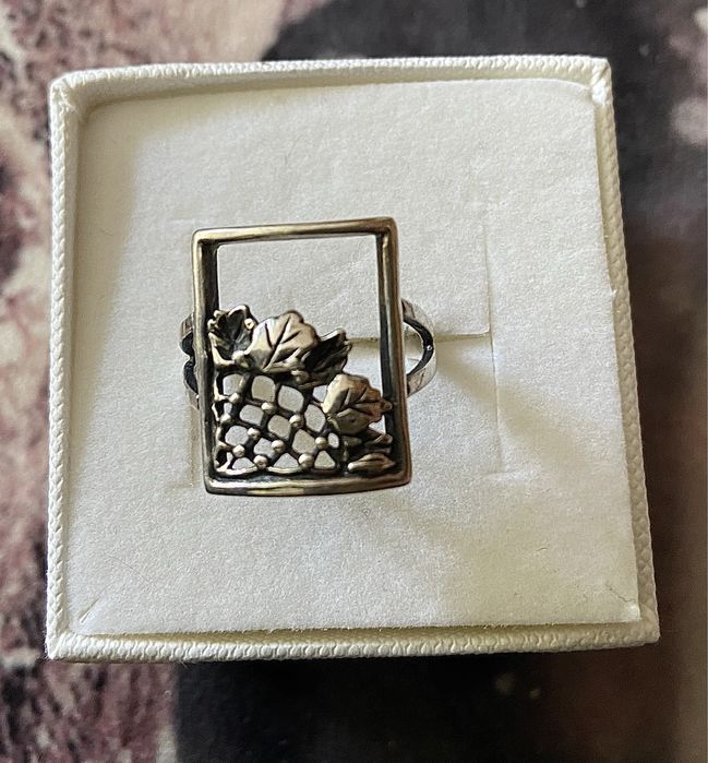 Srebrny pierścionek z Kołobrzegu liście rozmiar 15