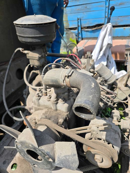 Газ -52  двигун в зборі з навісним