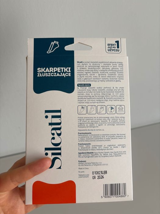 Nowe skarpetki złuszczające Silcatil do skóry stóp