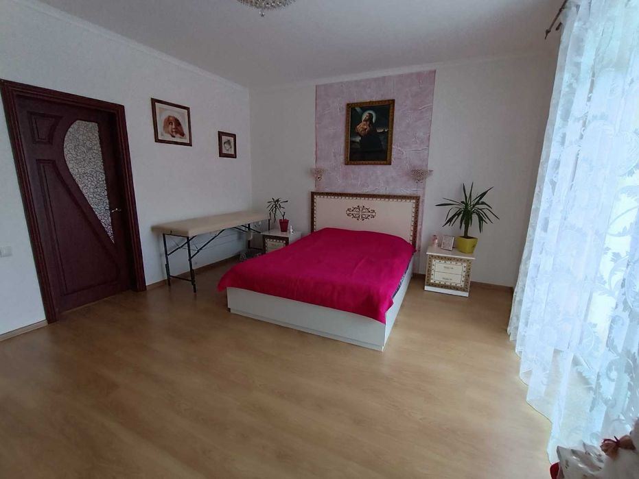 Продаж будинку з сонячними панелями, район школи №2, м. Дрогобич!