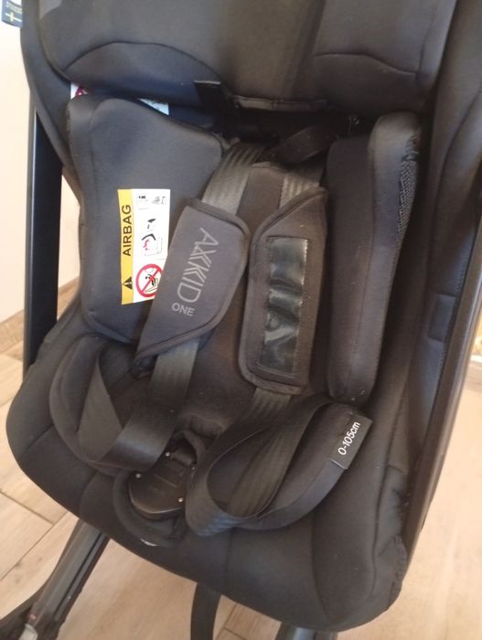 Sprzedam fotelik samochodowy Axkid Minikid one 2