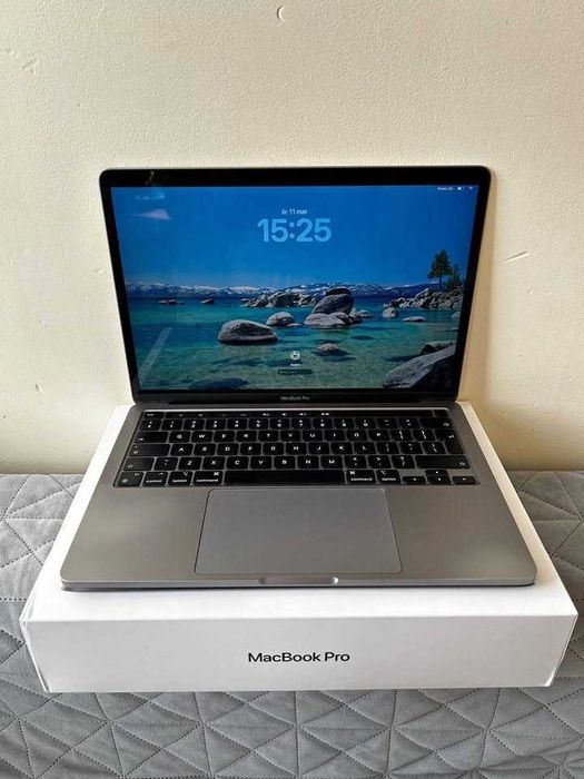 Apple MacBook Pro 13.3 M1 2020 16/256gb