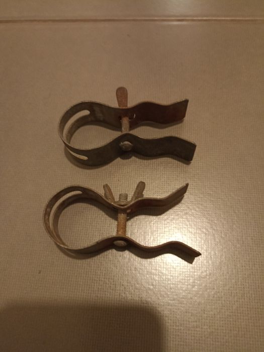 Stare uchwyty do pompki rowerowej