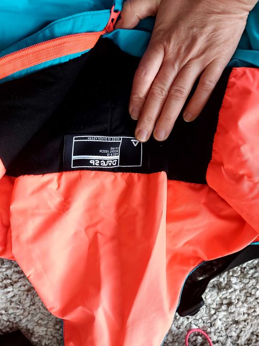 Kurtka dziewczęca rozm.140 + spodnie gratis