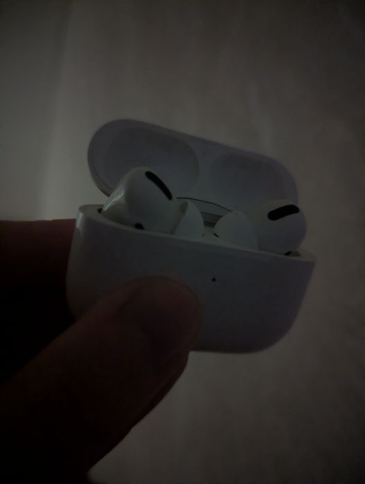 Кейс Airpods PRO