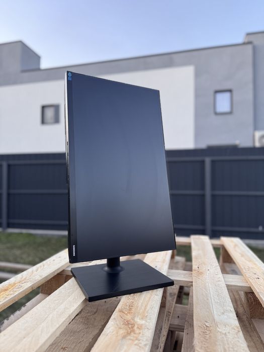Монітор Samsung F24T450FQR / 24" IPS / Full HD / 75Hz / Тонкі рамки