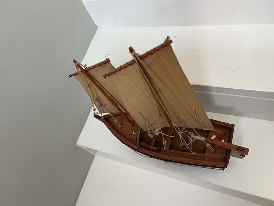 Barco madeira Decorativo artesanal feito a mao