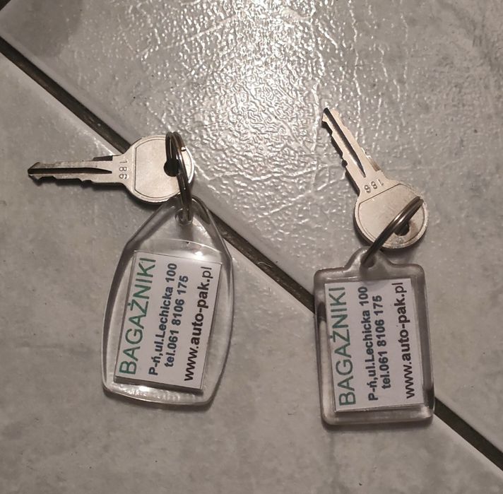 Bagażnik do przewozu nart i snowboardów SLALOM 600 z zamkami