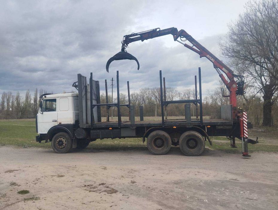 Лісовоз маніпулятор, лесовоз манипулятор