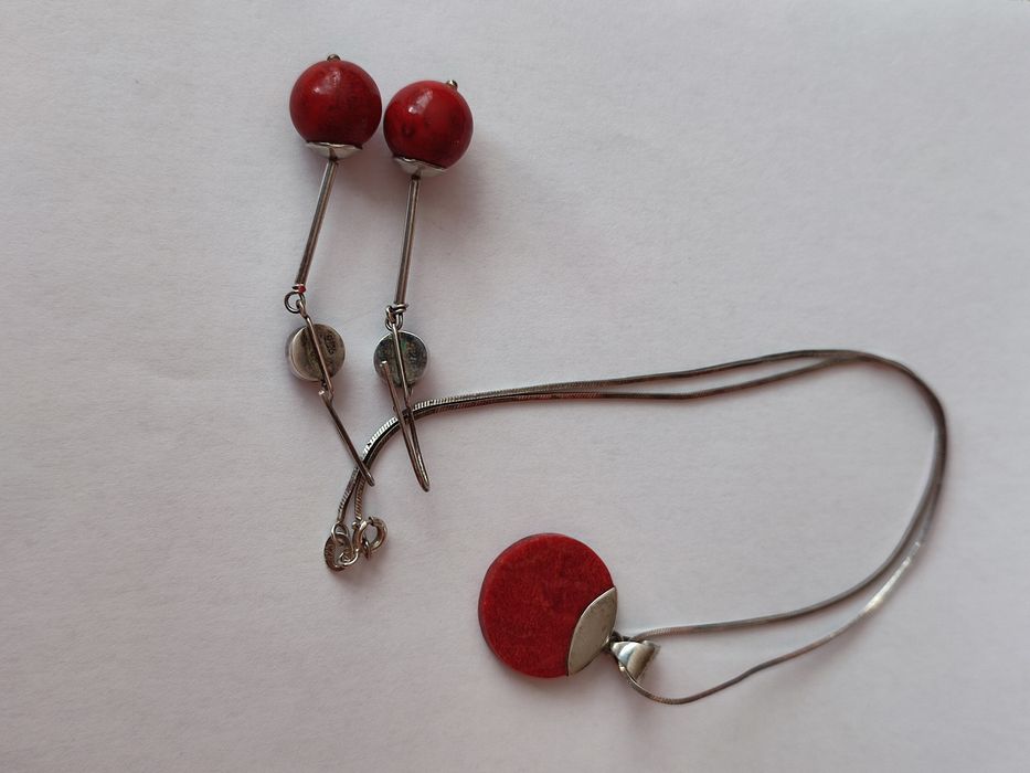 Srebrny komplet zawieszka kolczyki koral srebro