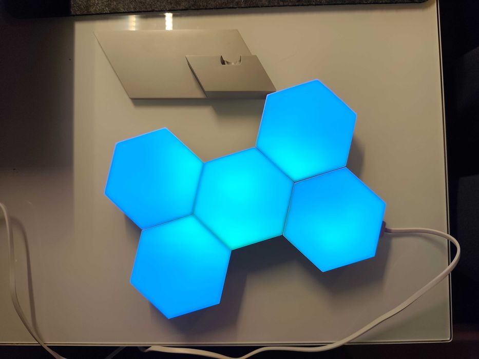 Luz LED Hexagonal – Iluminação Decorativa Modular