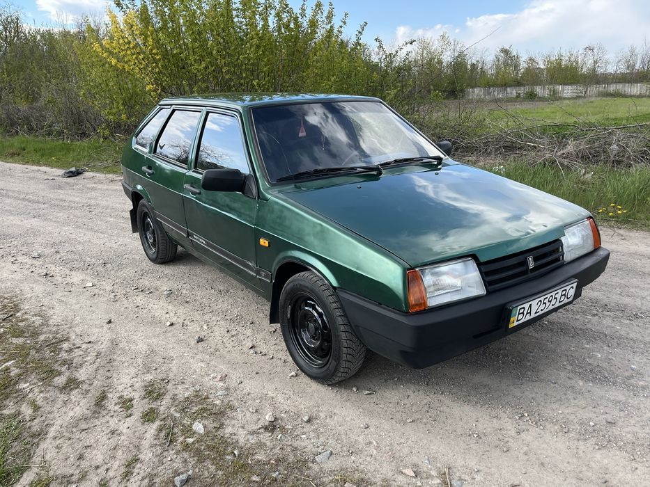 Автомобиль Ваз 2109 2004 рік