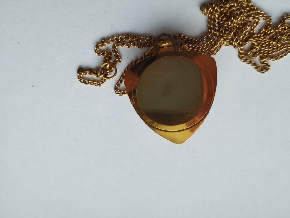 Часы кулон женские "Заря"