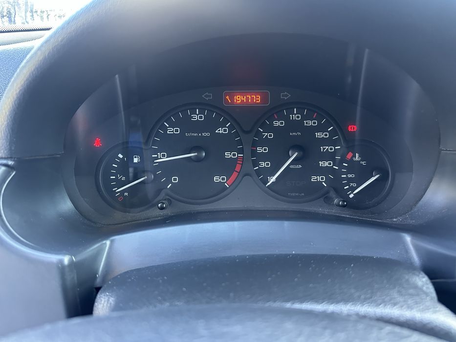 Peugeot Partner 2.0 HDI com AC