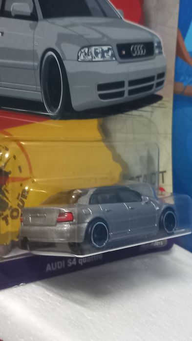 Audi s4 quattro (rodas de borracha)