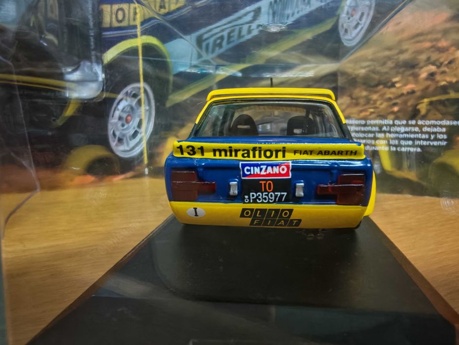 Fiat 131 Abarth + Fiat 131 Panorama -  Team Rally Olio 1:43